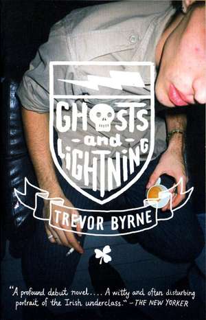 Ghosts and Lightning: The Most Complete Volume of Vampire Tales Ever Published de Trevor Byrne