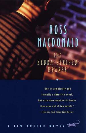 The Zebra-Striped Hearse de Ross Macdonald