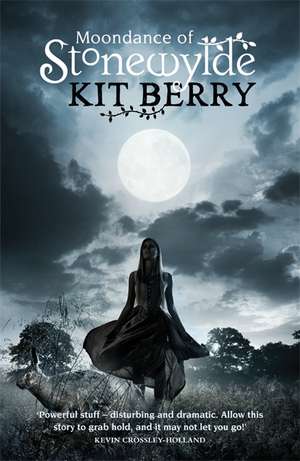 Moondance of Stonewylde de Kit Berry