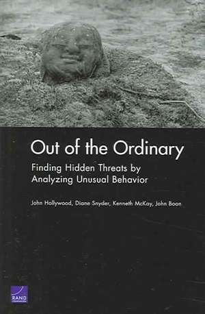 Out of the Ordinary de John Hollywood