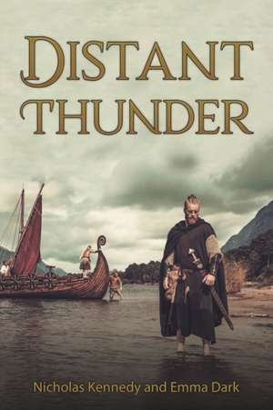 Distant Thunder de Nicholas Kennedy