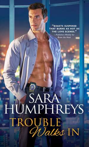 Trouble Walks In de Sara Humphreys