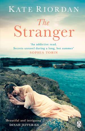 The Stranger: A gripping story of secrets and lies for fans of The Beekeeper's Promise de Kate Riordan