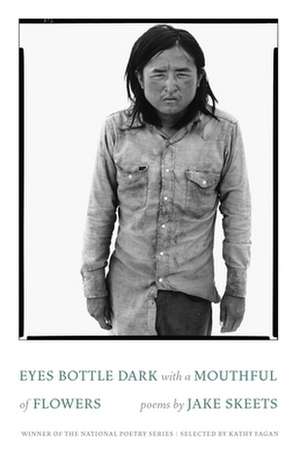 Eyes Bottle Dark with a Mouthful of Flowers de Jake Skeets