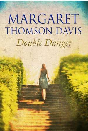 Double Danger de Margaret Thomson Davis