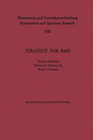 Strategy for R&D: Studies in the Microeconomics of Development de Thomas A. Marschak