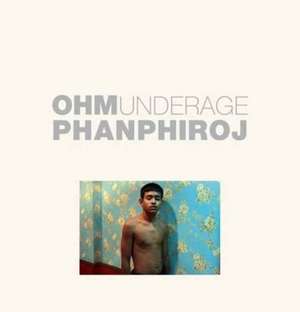 Underage: An Award-Winning Photo Documentary of Young Male Prostitutes in Thailand de Ohm Phanphiroj