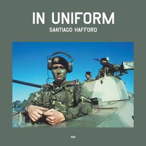 Santiago Hafford: In Uniform de Laura Terre