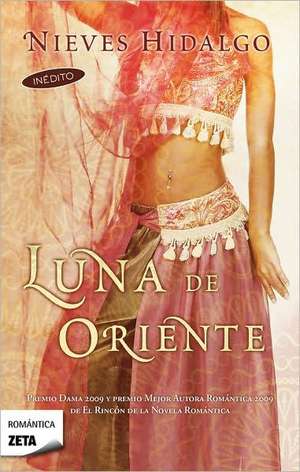 Luna de Oriente = Eastern Moon: Le Reina del Nilo