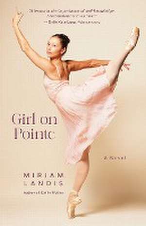 Girl on Pointe de Miriam Landis