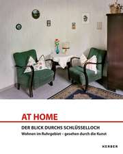 AT HOME - Der Blick durchs Schlüsselloch